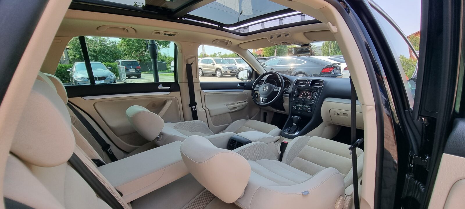 VW GOLF VI, AUTOMAT, PANORAMIC 2.0 TDI, 140 CP, AN 2010, EURO 5  RATE-LIVRARE-GARANTIE