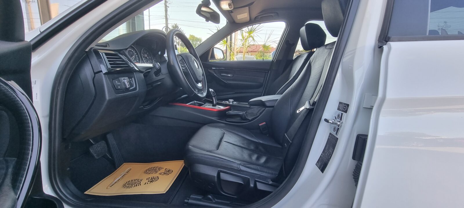 BMW 320D , 2.0 DIESEL, 184 CP, AN 2012, EURO 5      RATE-LIVRARE-GARANTIE