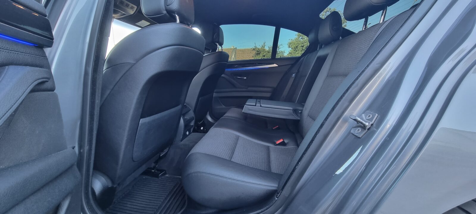 BMW 520D M-PACHET, 2.0 DIESEL, 184 CP, AN 2011, EURO 5    RATE-LIVRARE-GARANTIE