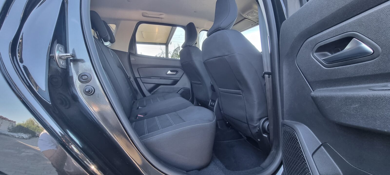DACIA DUSTER 4X4, 1.5 DIESEL, 115 CP, AN 2022, EURO 6    RATE-LIVRARE-GARANTIE