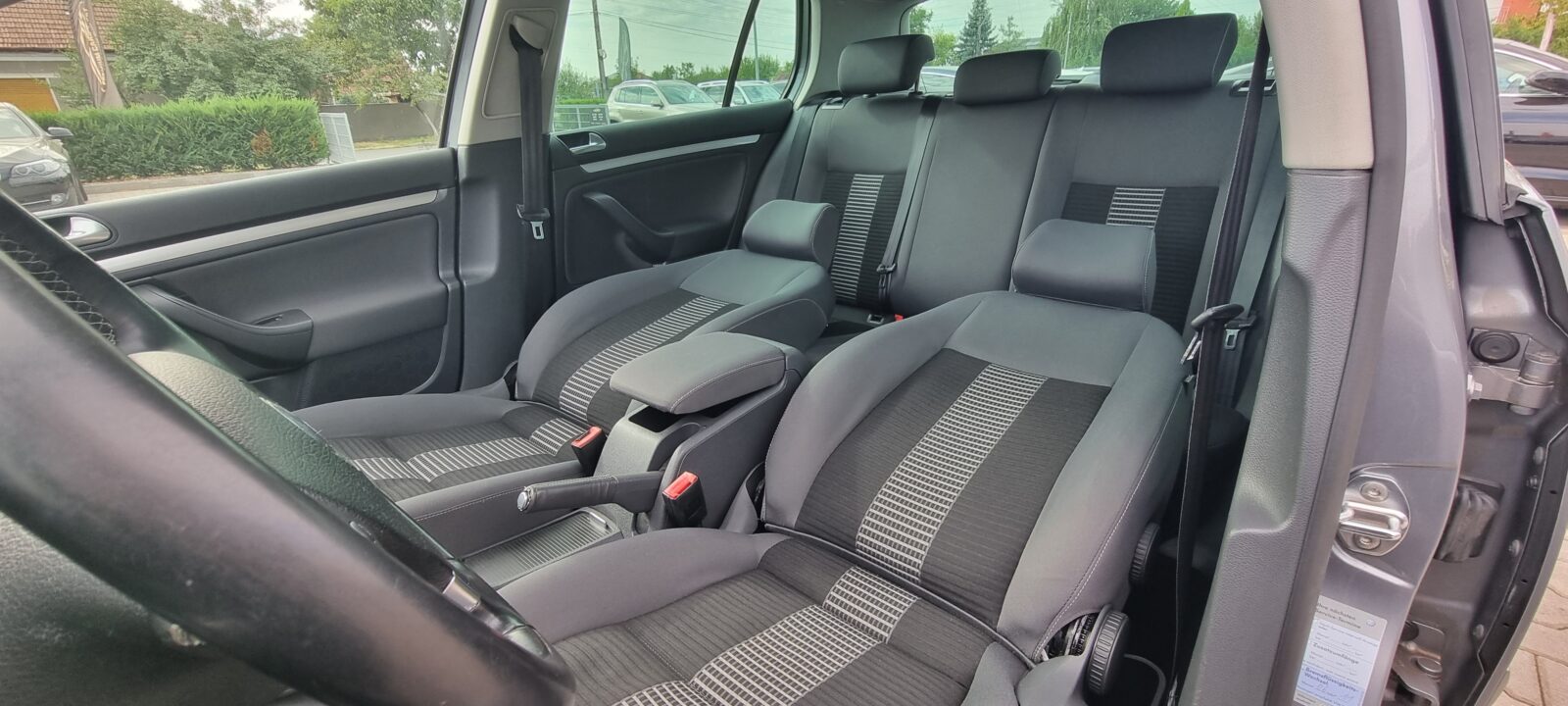 VW GOLF V, 2.0 TDI, 140 CP, AN 2009   RATE-LIVRARE-GARANTIE