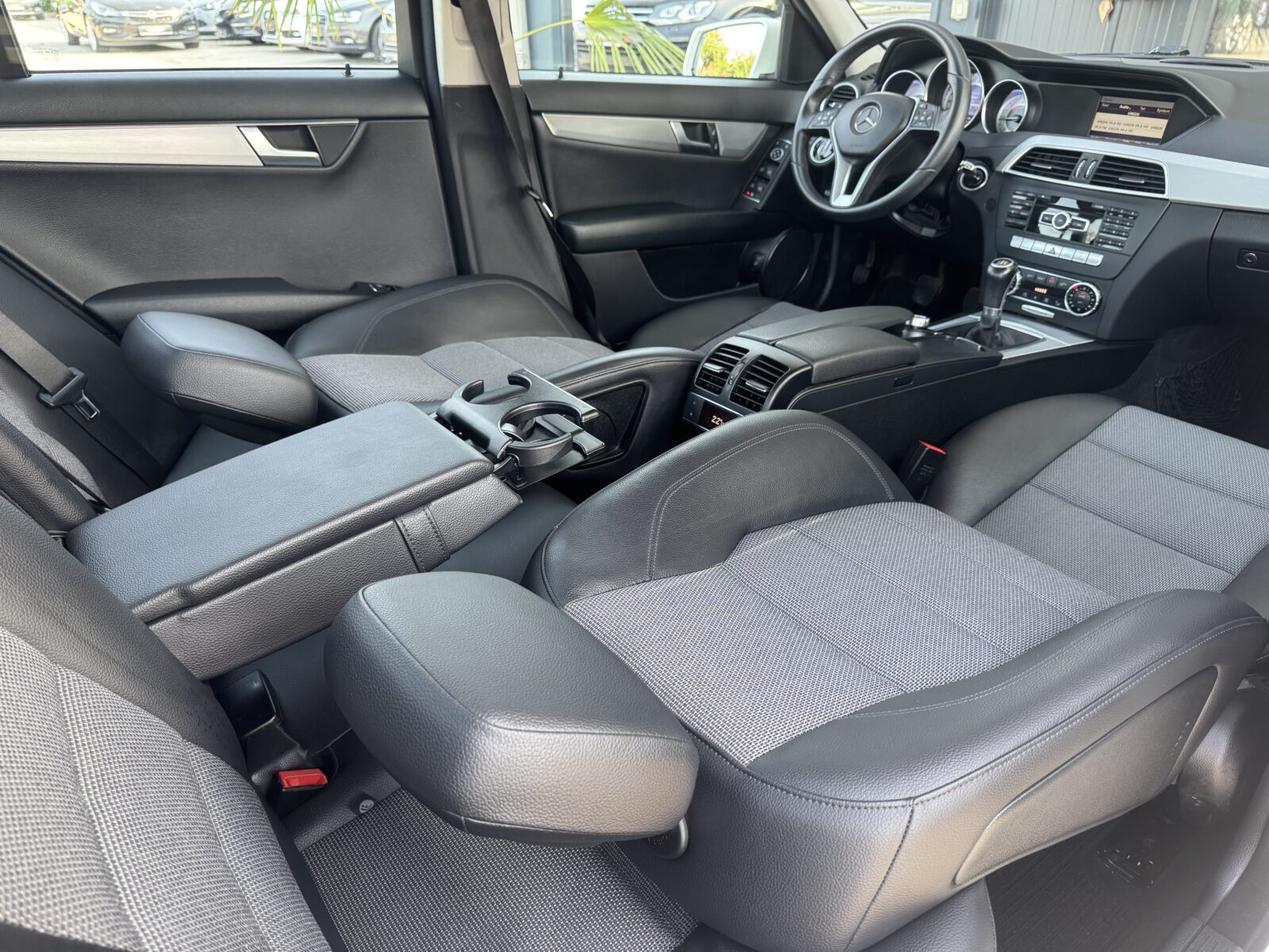 MERCEDES C200 AVANTGARDE, 2.2 DIESEL, 135 CP, AN 2013, EURO 5    RATE-LIVRARE-GARANTIE