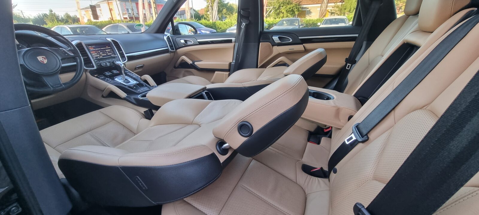 PORSCHE CAYENNE PLATINUM EDITION, 3.0 TDI, 245 CP, AN 2014, EURO 5    RATE-LIVRARE-GARANTIE
