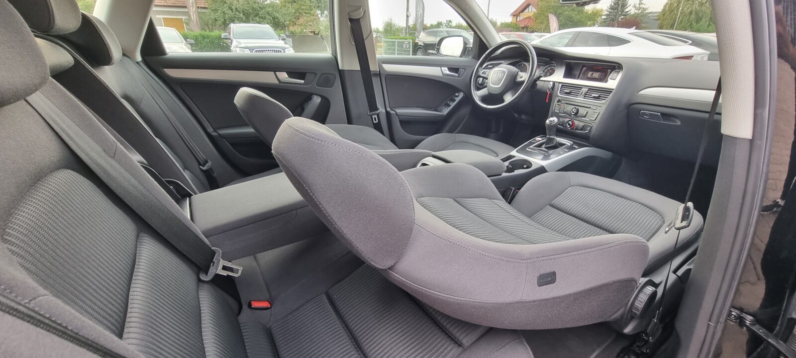 AUDI A4, 2.0 TDI, 120 CP, AN 2011, EURO 5     RATE-LIVRARE-GARANTIE