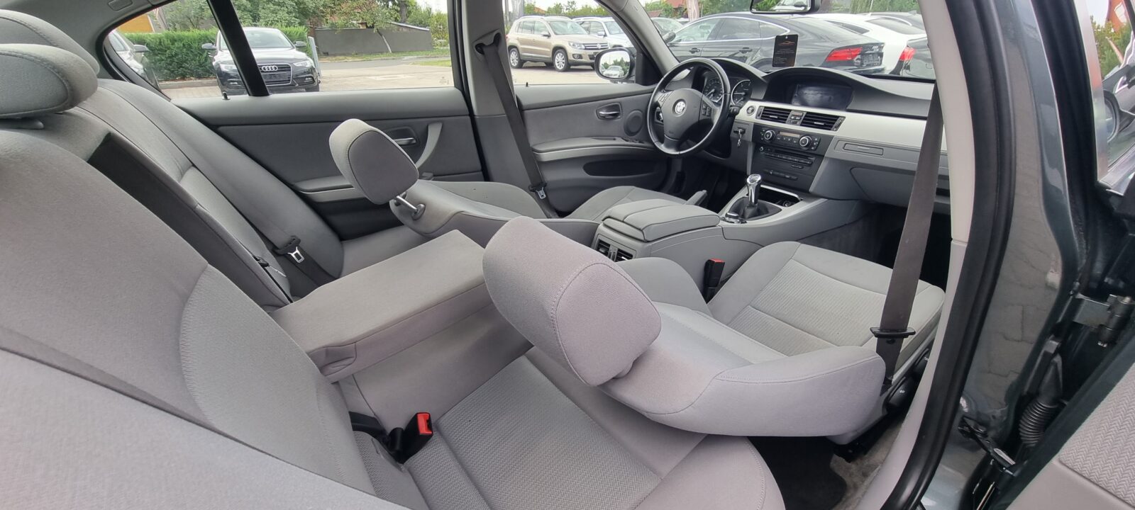 BMW SERIA 3, 2.0 DIESEL, 136 CP, AN 2011, EURO 5     RATE-LIVRARE-GARANTIE