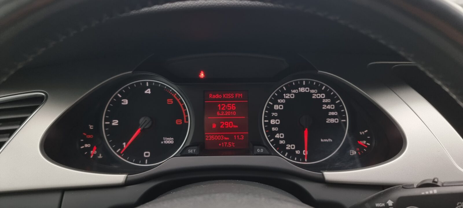 AUDI A4, 2.0 TDI, 120 CP, AN 2011, EURO 5     RATE-LIVRARE-GARANTIE
