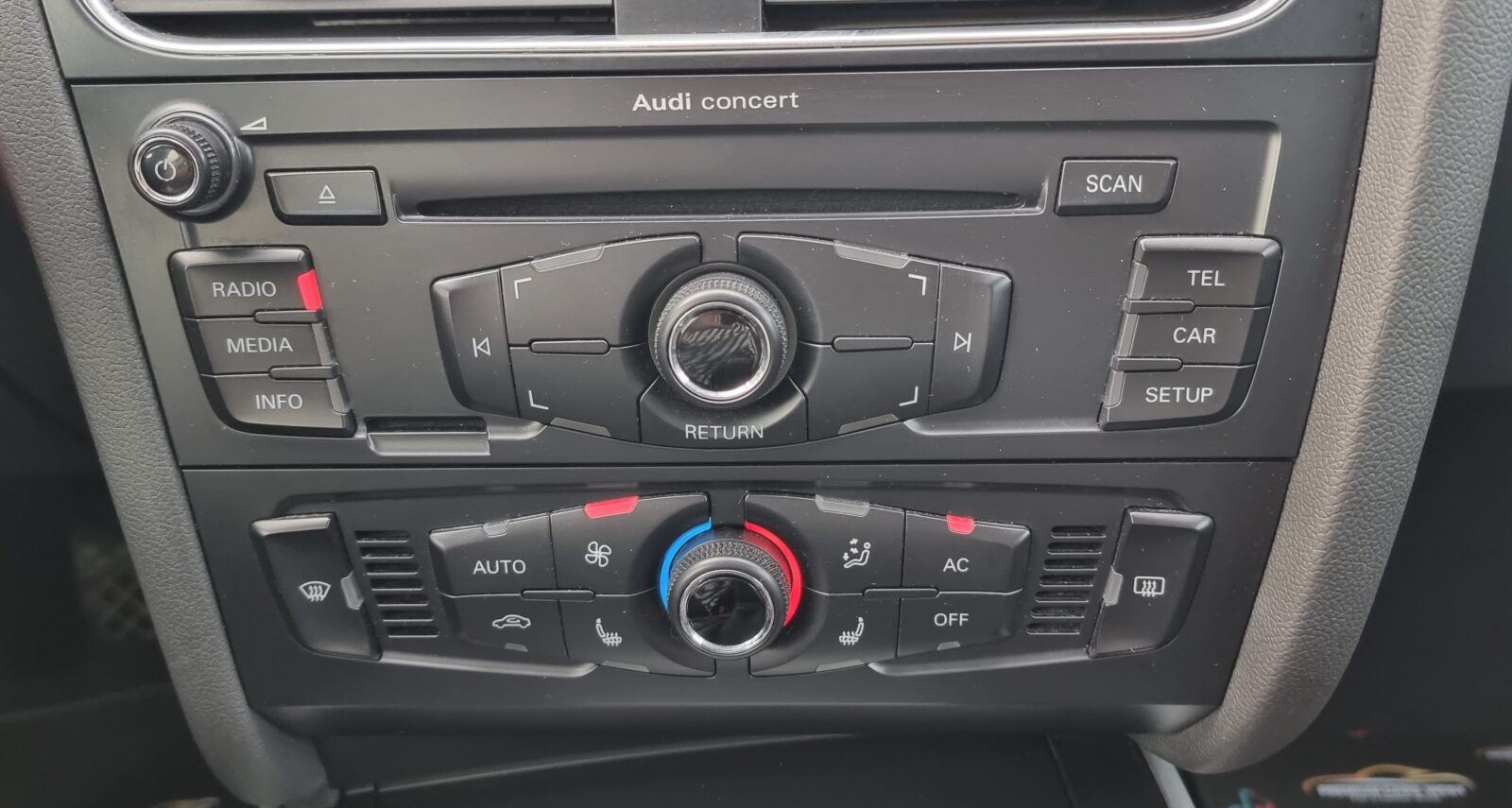 AUDI A4, 2.0 TDI, 120 CP, AN 2011, EURO 5     RATE-LIVRARE-GARANTIE