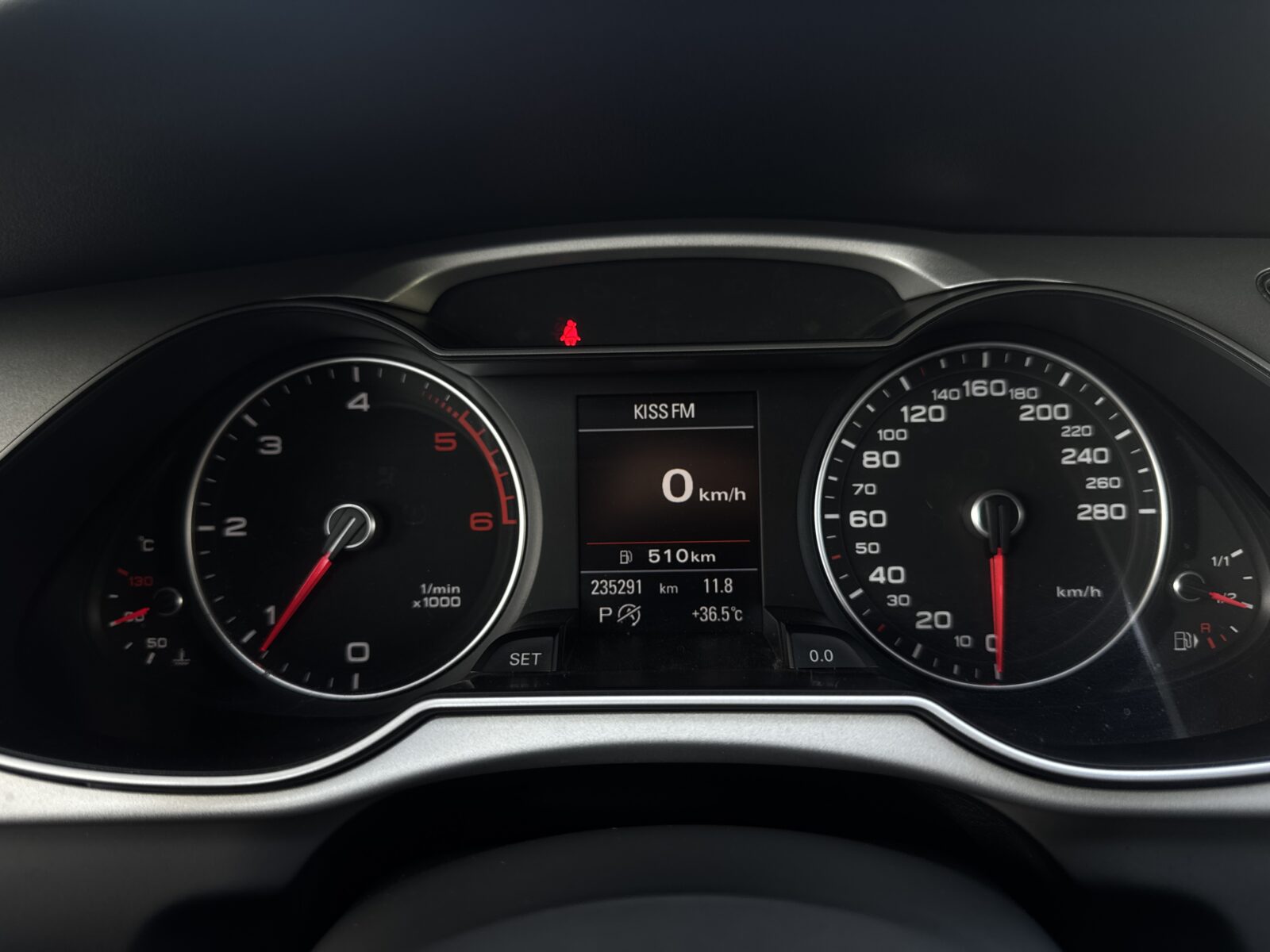 AUDI A4 S-LINE, 2.0 TDI, 136 CP, AN 2015, EURO 6    RATE-LIVRARE-GARANTIE
