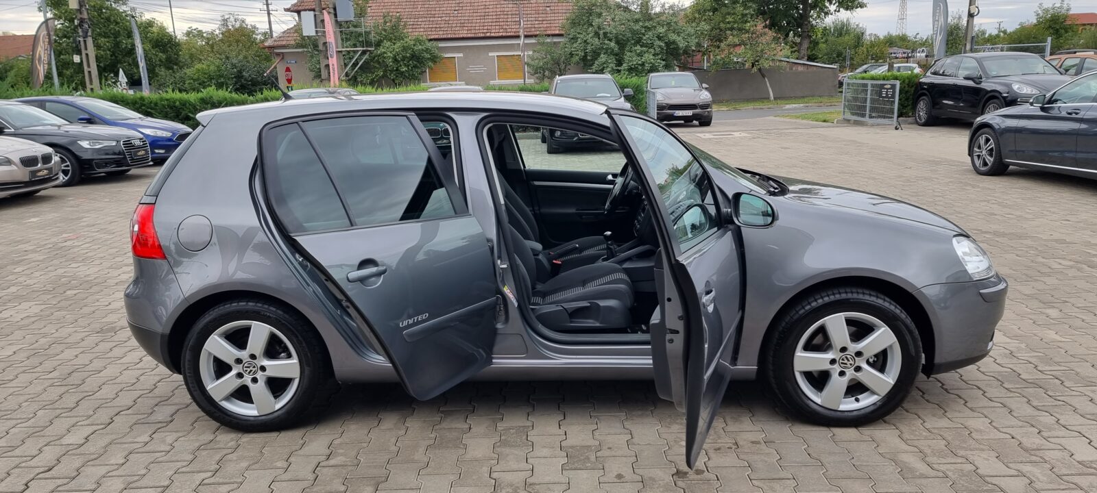 VW GOLF V, 1.4 BENZINA, 80 CP, AN 2008     RATE-LIVRARE-GARANTIE