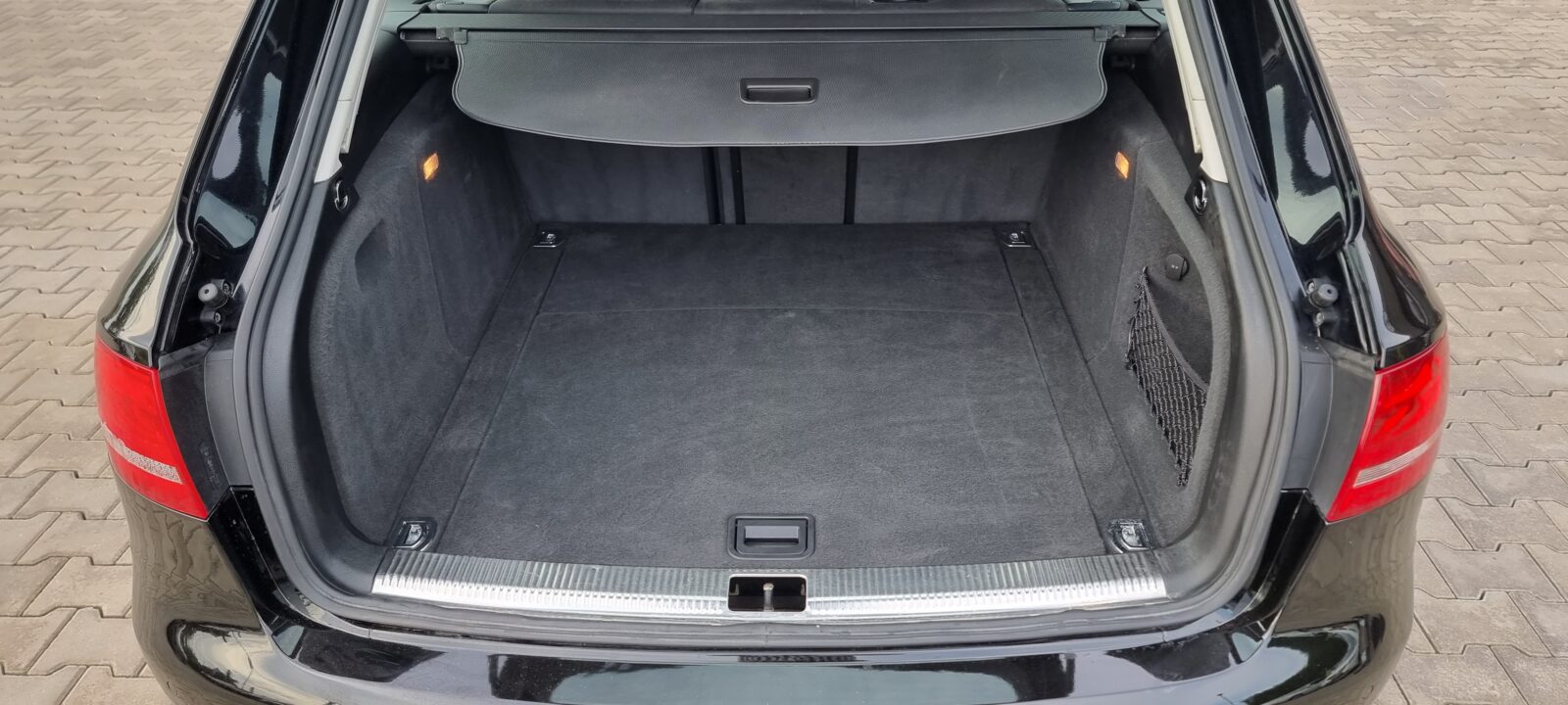 AUDI A4, 2.0 TDI, 120 CP, AN 2011, EURO 5     RATE-LIVRARE-GARANTIE