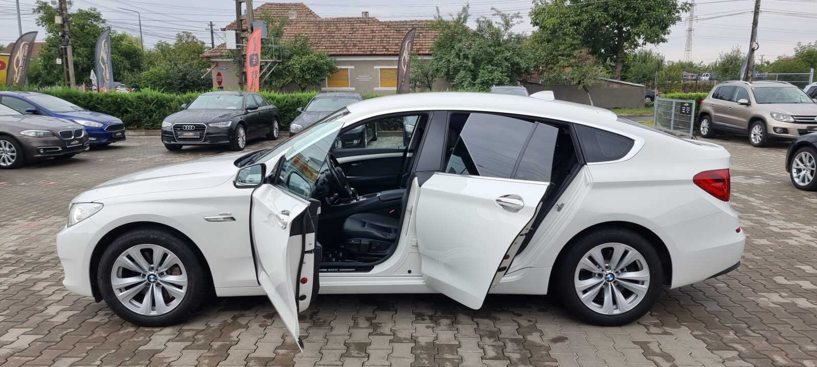 BMW 520D GT, 2.0 DIESEL, 185 CP, AN 2013, EURO 5    RATE-LIVRARE-GARANTIE