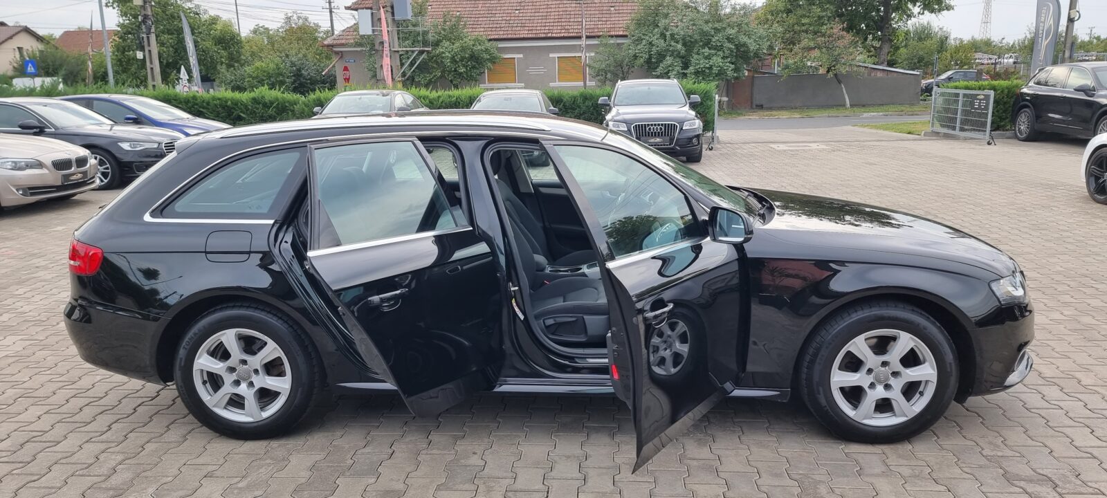 AUDI A4, 2.0 TDI, 120 CP, AN 2011, EURO 5     RATE-LIVRARE-GARANTIE