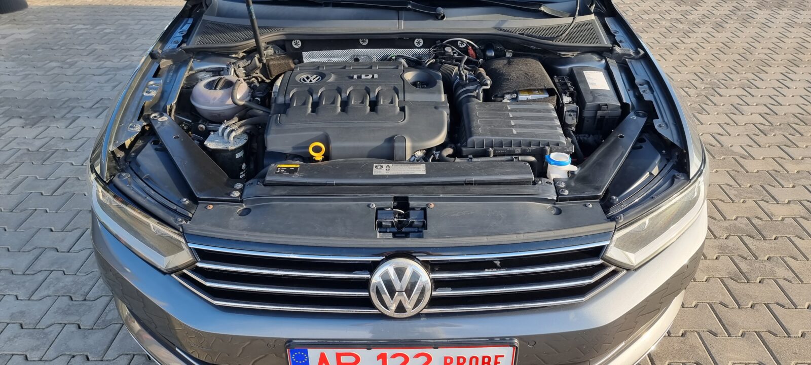 VW PASSAT, 2.0 TDI, 150 CP, AN 2015, EURO 6     RATE-LIVRARE-GARANTIE