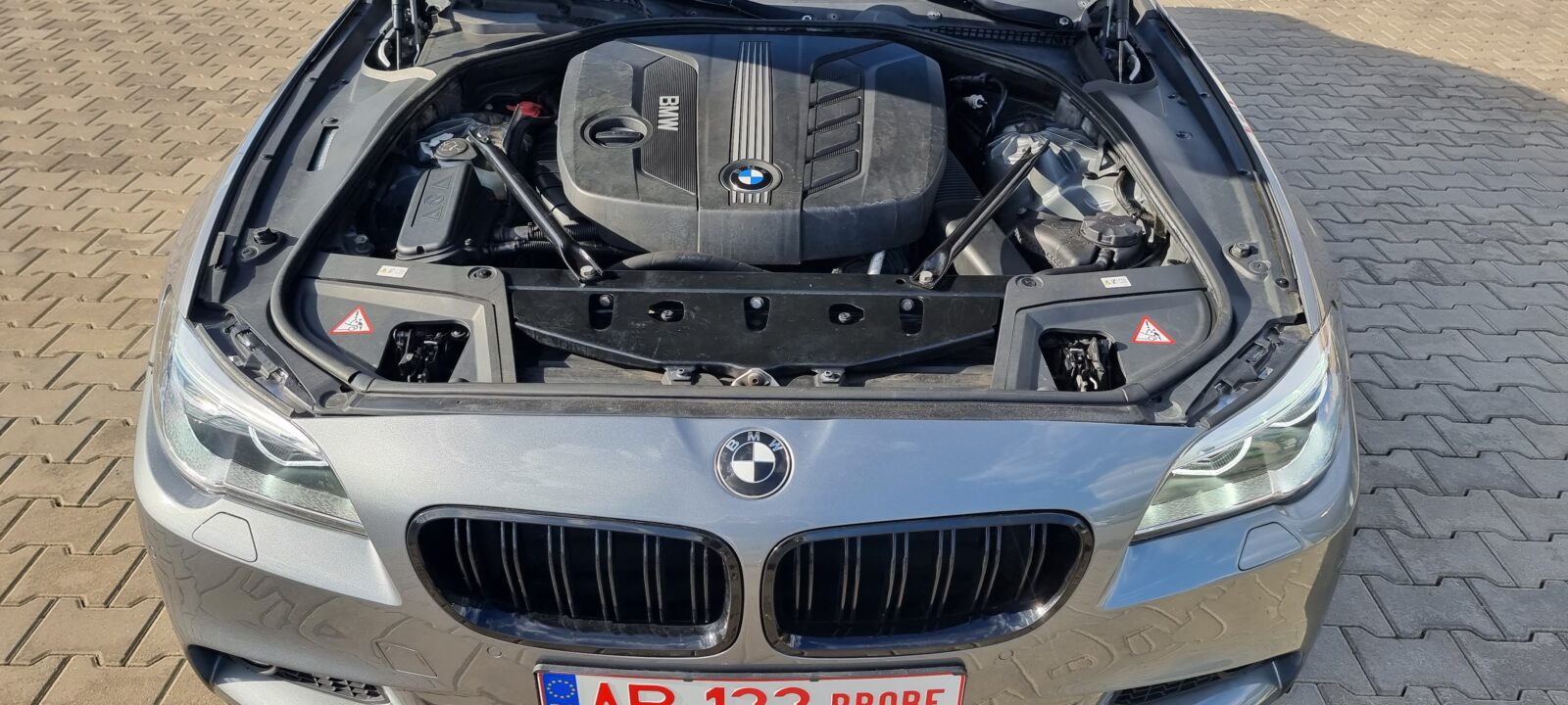 BMW 520D M-PACHET, 2.0 DIESEL, 184 CP, AN 2011, EURO 5    RATE-LIVRARE-GARANTIE