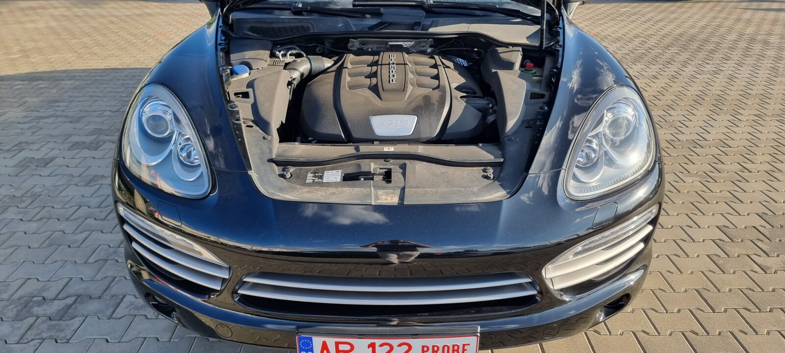PORSCHE CAYENNE PLATINUM EDITION, 3.0 TDI, 245 CP, AN 2014, EURO 5    RATE-LIVRARE-GARANTIE