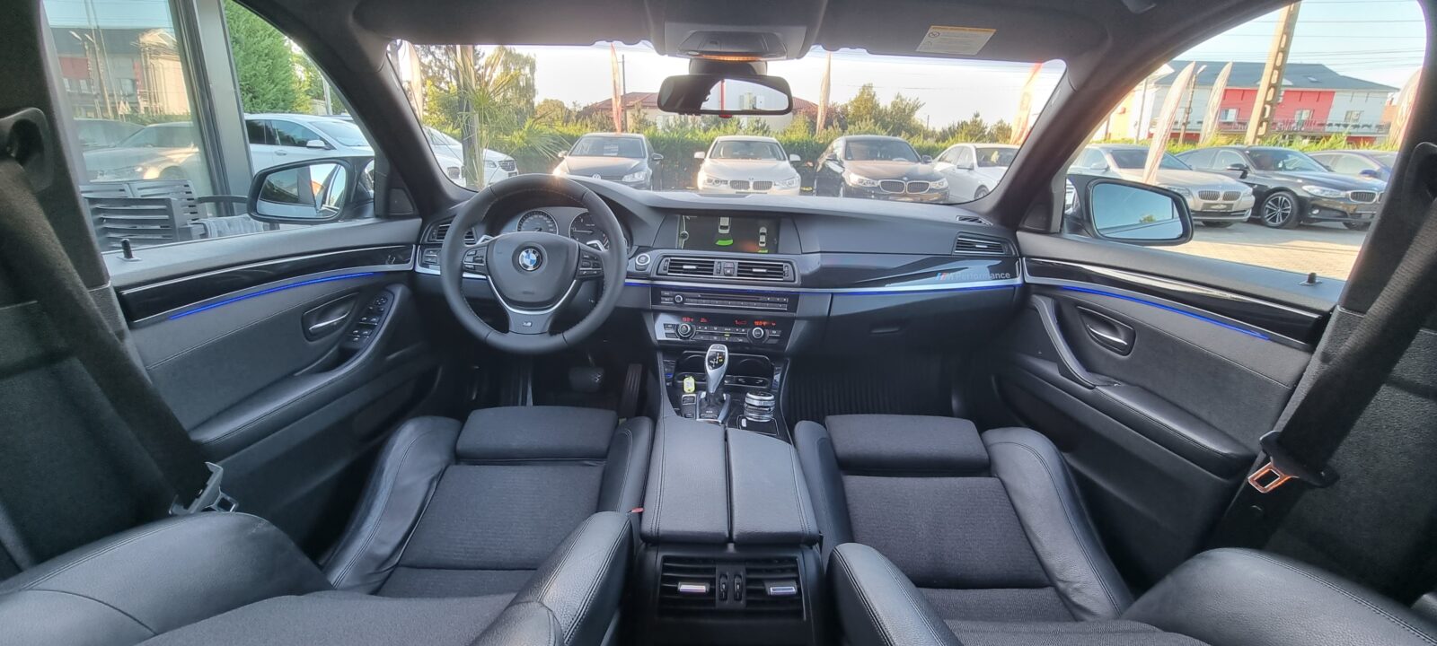 BMW 520D M-PACHET, 2.0 DIESEL, 184 CP, AN 2011, EURO 5    RATE-LIVRARE-GARANTIE