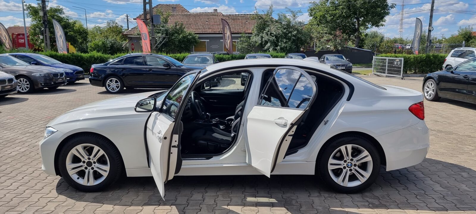 BMW 320D X-DRIVE, 2.0 DIESEL, 184 CP, AN 2013, EURO 5     RATE-LIVRARE-GARANTIE