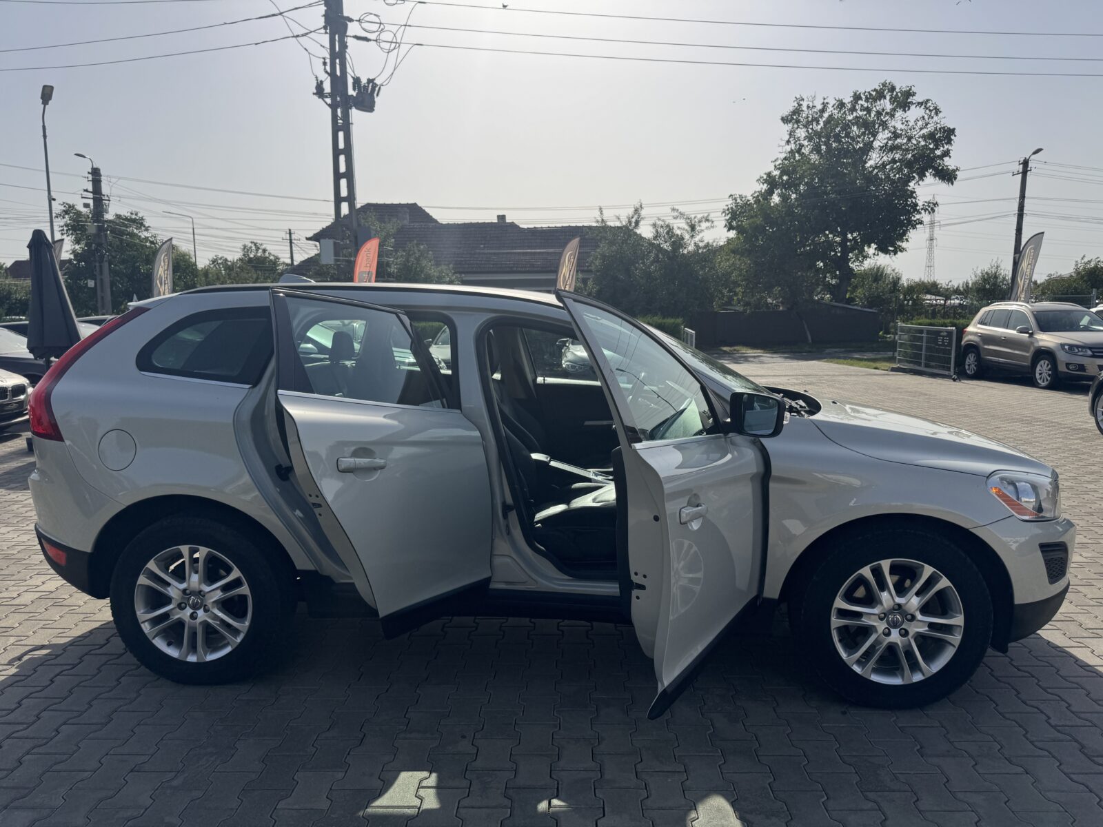 VOLVO XC-60 4X4, 2.4 DIESEL, 163 CP, AN 2012, EURO 5    RATE-LIVRARE-GARANTIE
