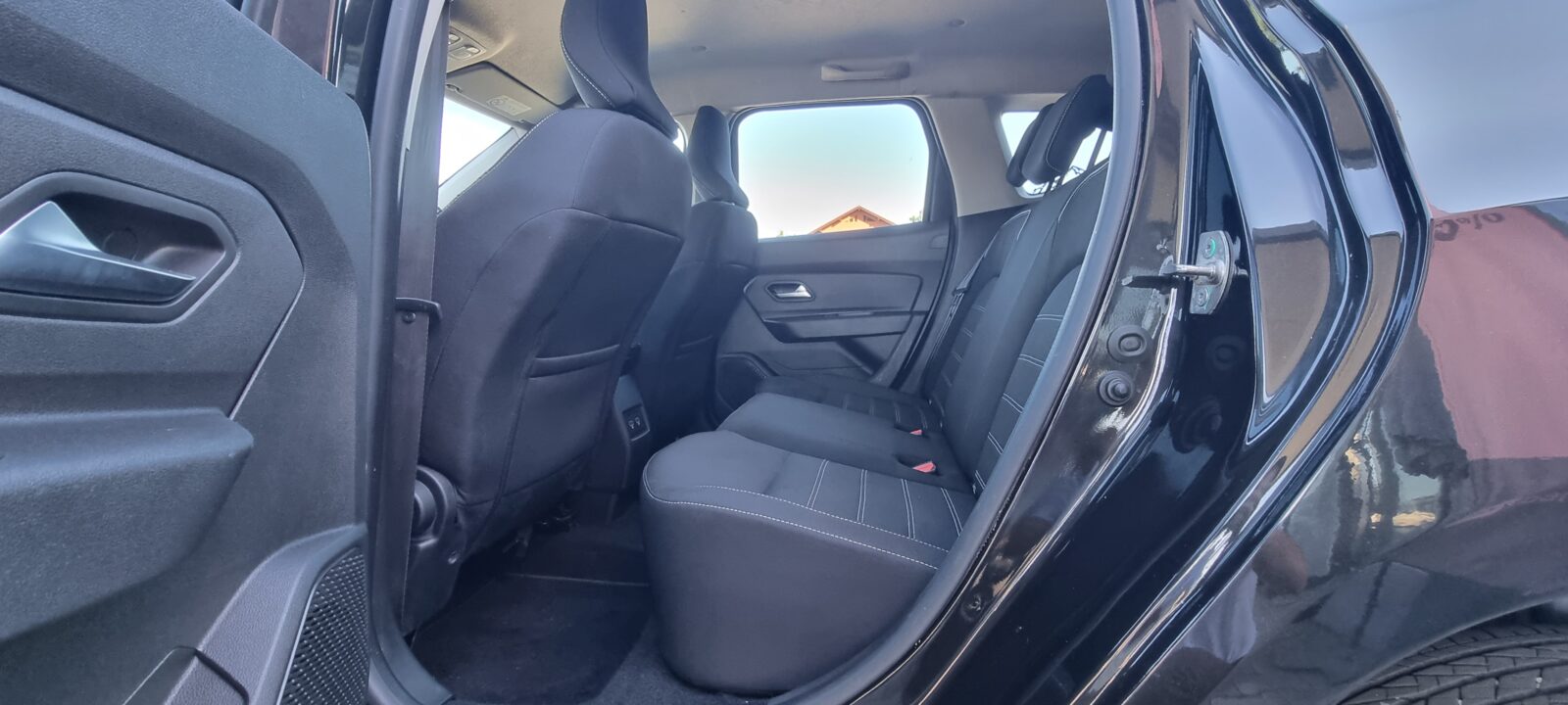 DACIA DUSTER 4X4, 1.5 DIESEL, 115 CP, AN 2022, EURO 6    RATE-LIVRARE-GARANTIE