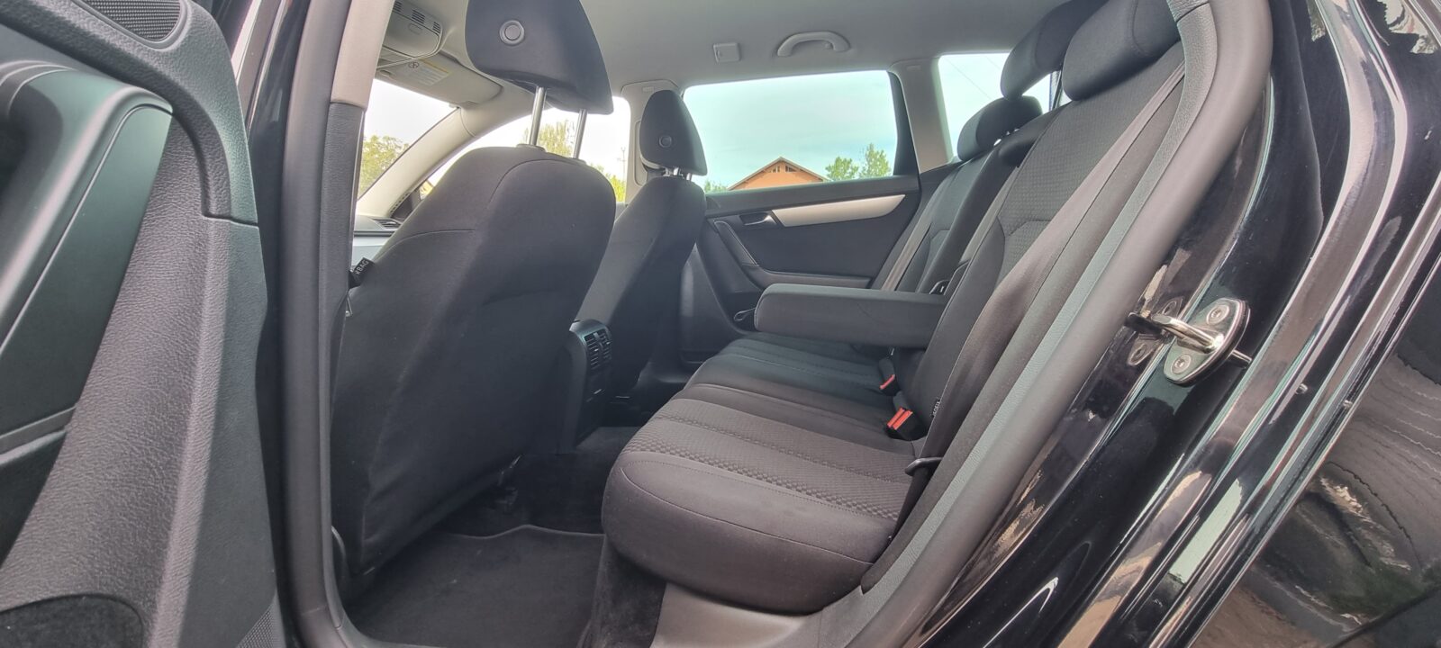 VW PASSAT, 2.0 TDI, 140 CP, AN 2012, EURO 5    RATE-LIVRARE-GARANTIE