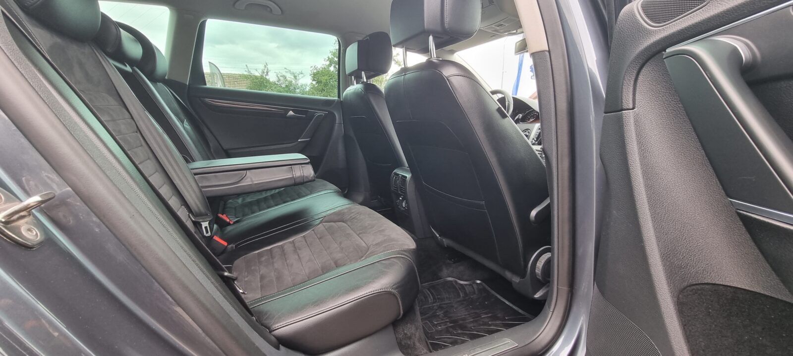 VOLKSWAGEN PASSAT, 2.0 TDI, 140 CP, AN 2011, EURO 5     RATE-LIVRARE-GARANTIE
