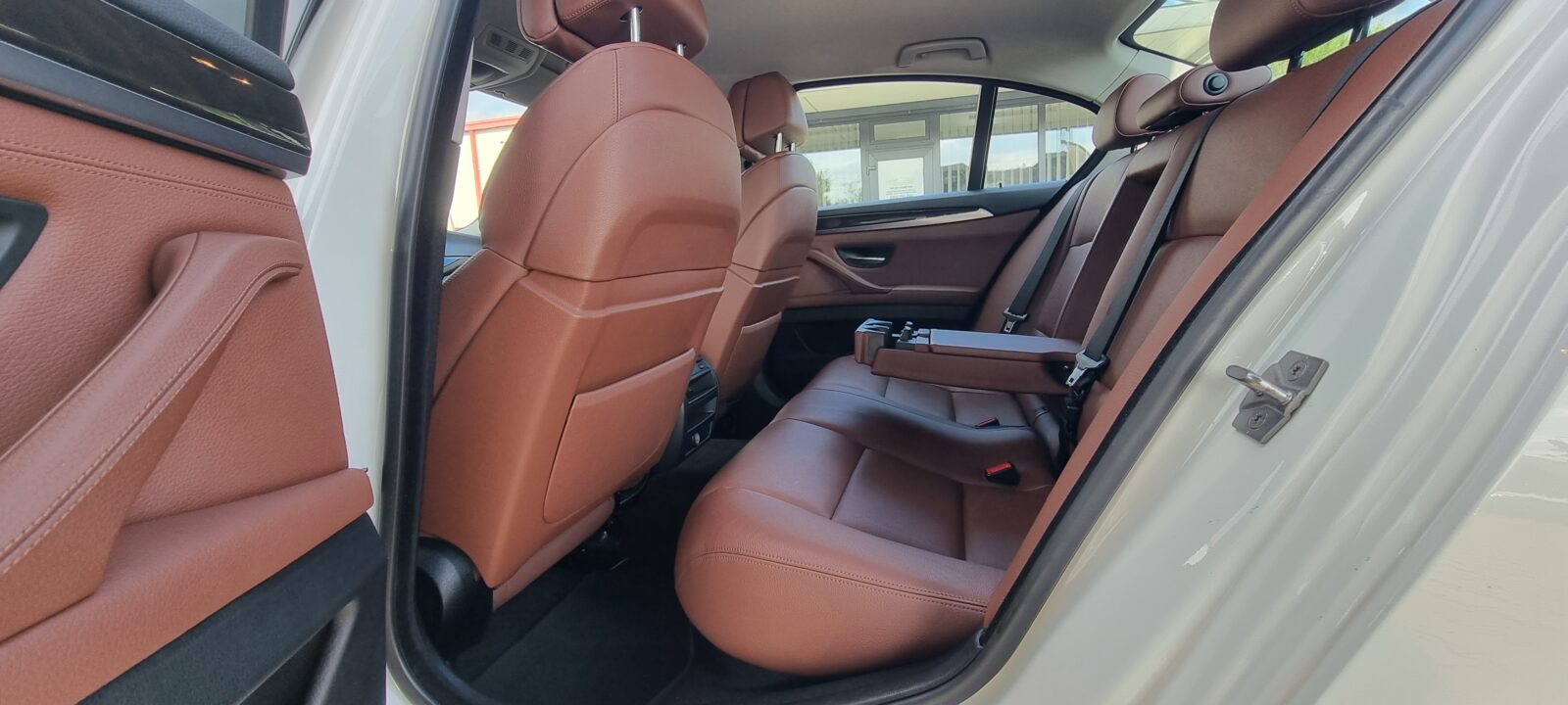 BMW 525D X-DRIVE, 2.0 DIESEL, 218 CP, AN 2011, EURO 5     RATE-LIVRARE-GARANTIE