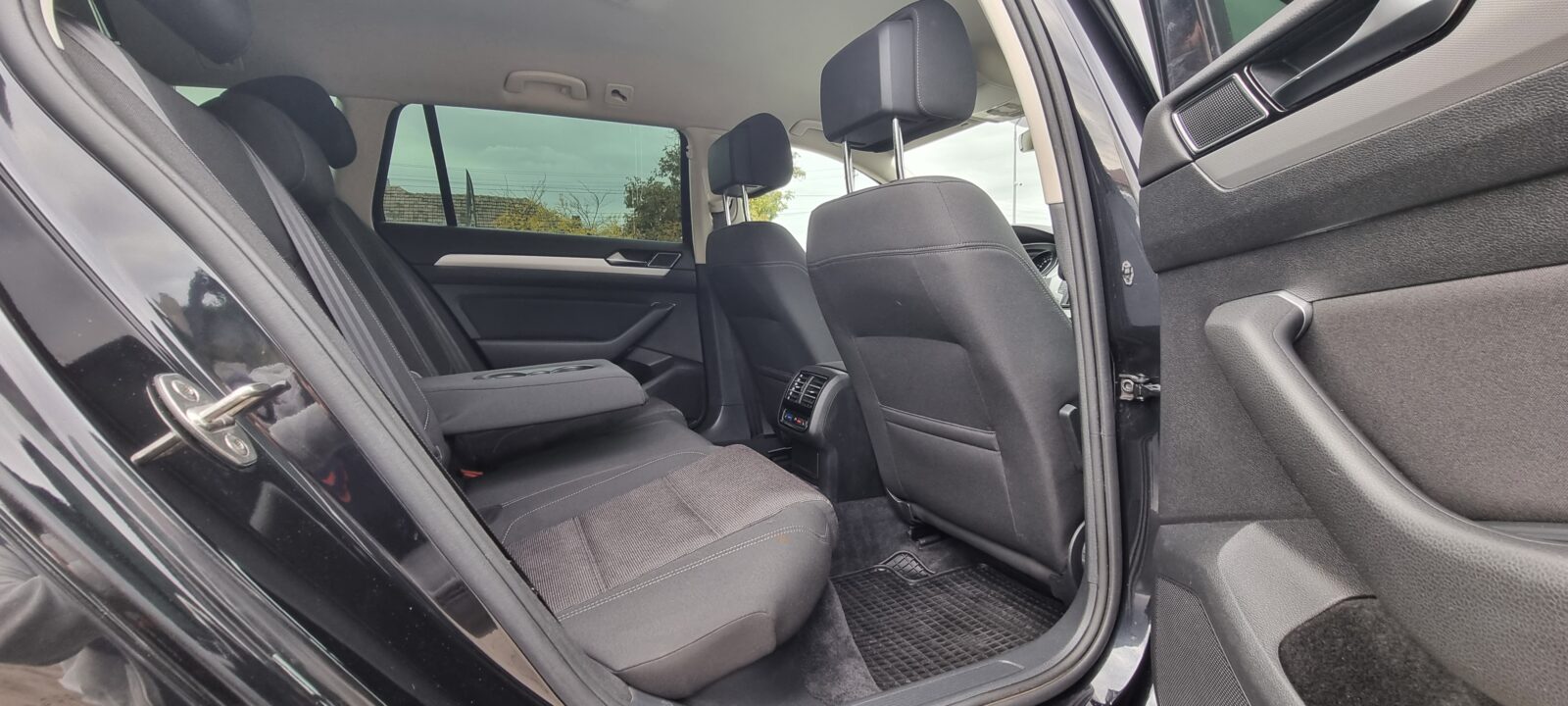 VW PASSAT, 2.0 TDI, 150 CP, AN 2017, EURO 6     RATE-LIVRARE-GARANTIE