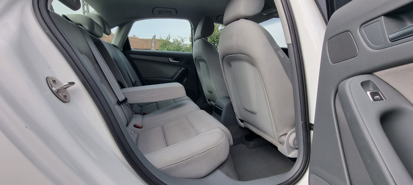 AUDI A4, 2.0 TDI, 143 CP, AN 2013, EURO 5     RATE-LIVRARE-GARANTIE