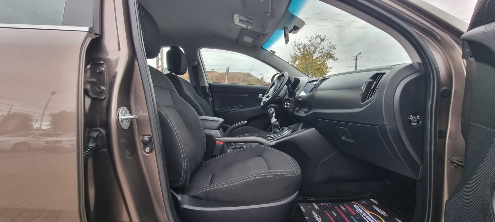 KIA SPORTAGE 4X4, 2.0 DIESEL, 136 CP, AN 2012, EURO 5      RATE-LIVRARE-GARANTIE