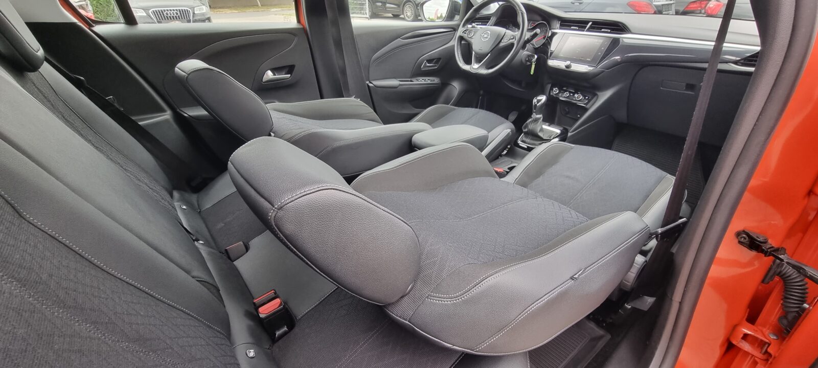 OPEL CORSA F, 1.2 BENZINA, 75 CP, AN 2020, EURO 6        REVIZIE EFECTUATA ( DISTRIBUTIE + ULEI SI FILTRE )     RATE-LIVRARE-GARANTIE