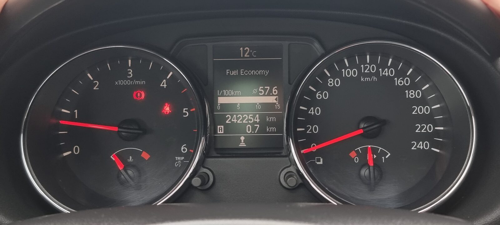 NISSAN QASHQAI, 1.5 DIESEL, 110 CP, AN 2011, EURO 5       RATE-LIVRARE-GARANTIE
