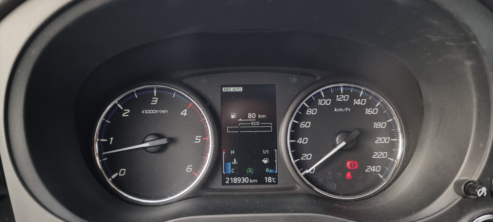 MITSUBISHI OUTLANDER 4X4, 7 LOCURI, 2.2 DIESEL, 150 CP, AN 2012, EURO 5     RATE-LIVRARE-GARANTIE
