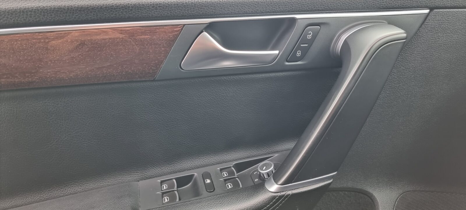 VOLKSWAGEN PASSAT, 2.0 TDI, 140 CP, AN 2011, EURO 5     RATE-LIVRARE-GARANTIE