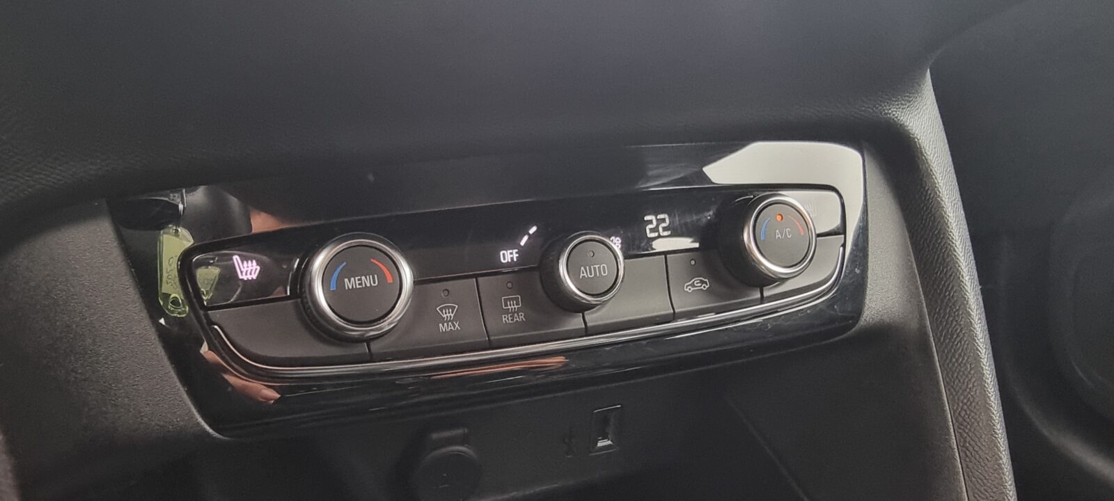 OPEL CORSA F, 1.2 BENZINA, 75 CP, AN 2020, EURO 6        REVIZIE EFECTUATA ( DISTRIBUTIE + ULEI SI FILTRE )     RATE-LIVRARE-GARANTIE