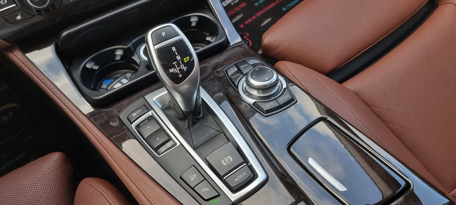 BMW 525D X-DRIVE, 2.0 DIESEL, 218 CP, AN 2011, EURO 5     RATE-LIVRARE-GARANTIE