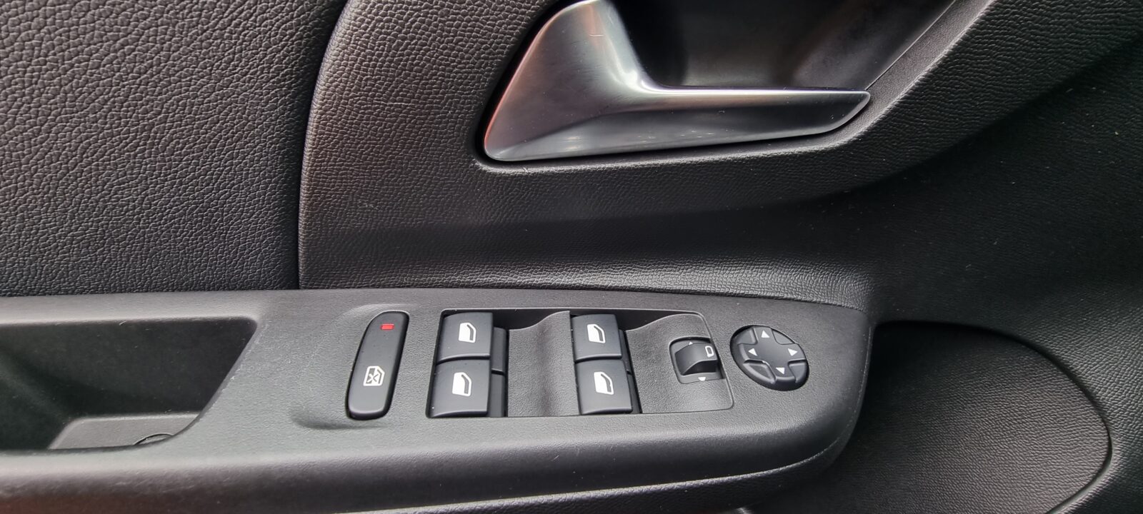OPEL CORSA F, 1.2 BENZINA, 75 CP, AN 2020, EURO 6        REVIZIE EFECTUATA ( DISTRIBUTIE + ULEI SI FILTRE )     RATE-LIVRARE-GARANTIE