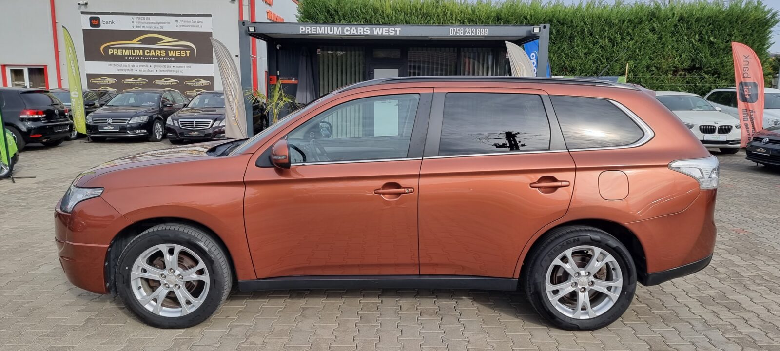 MITSUBISHI OUTLANDER 4X4, 7 LOCURI, 2.2 DIESEL, 150 CP, AN 2012, EURO 5     RATE-LIVRARE-GARANTIE