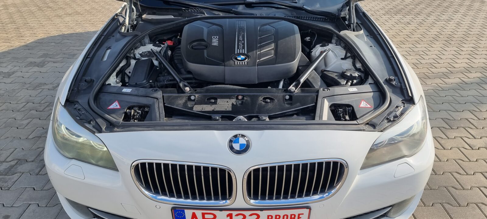 BMW 525D X-DRIVE, 2.0 DIESEL, 218 CP, AN 2011, EURO 5     RATE-LIVRARE-GARANTIE