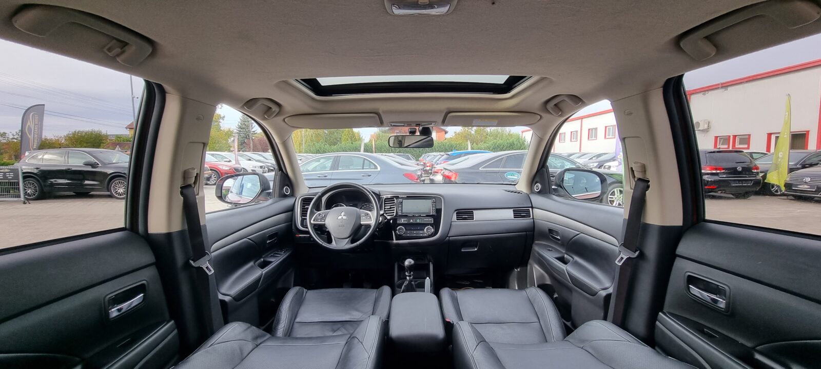 MITSUBISHI OUTLANDER 4X4, 7 LOCURI, 2.2 DIESEL, 150 CP, AN 2012, EURO 5     RATE-LIVRARE-GARANTIE