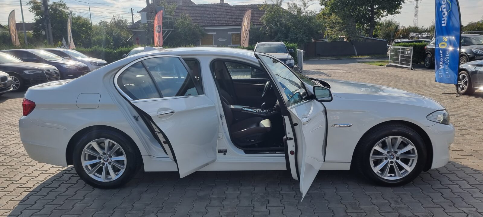 BMW 525D X-DRIVE, 2.0 DIESEL, 218 CP, AN 2011, EURO 5     RATE-LIVRARE-GARANTIE