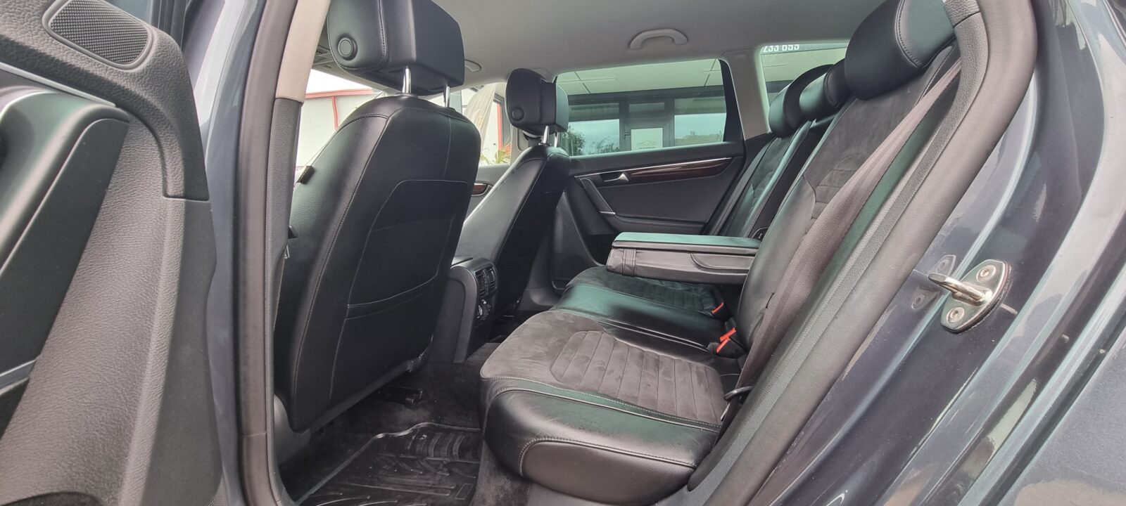 VOLKSWAGEN PASSAT, 2.0 TDI, 140 CP, AN 2011, EURO 5     RATE-LIVRARE-GARANTIE
