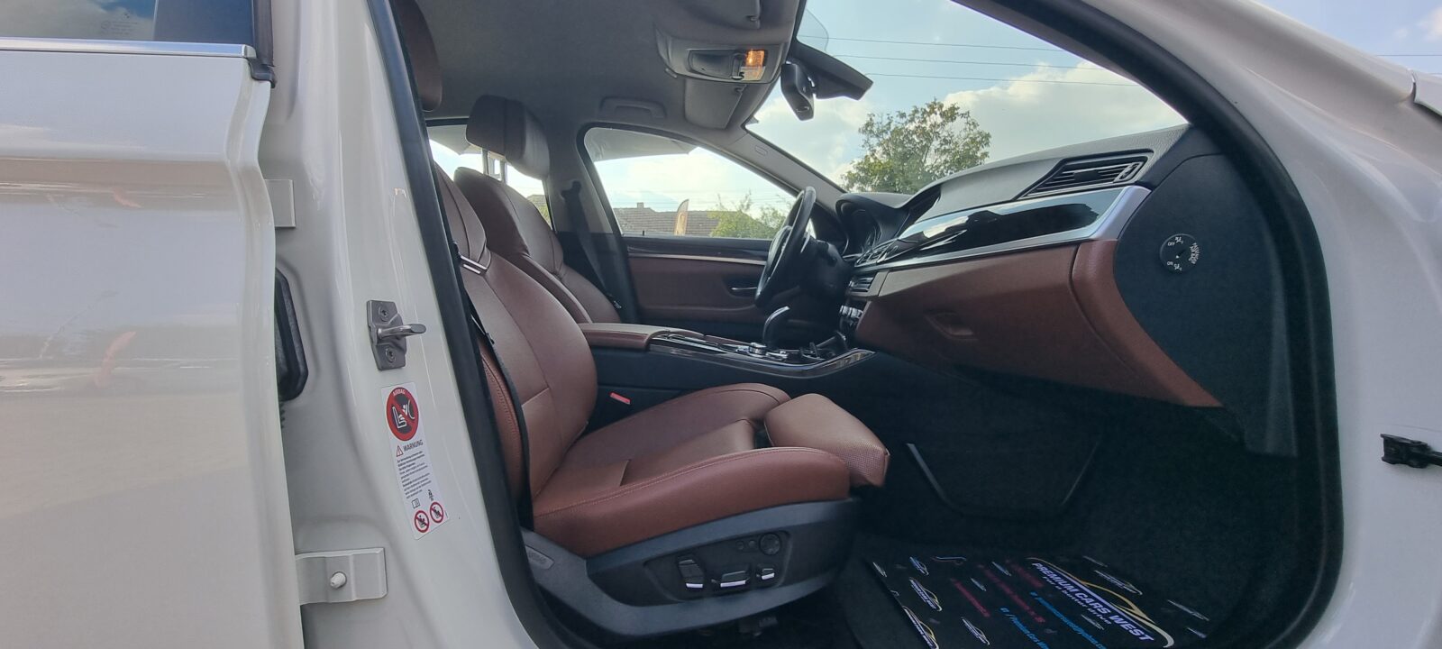 BMW 525D X-DRIVE, 2.0 DIESEL, 218 CP, AN 2011, EURO 5     RATE-LIVRARE-GARANTIE