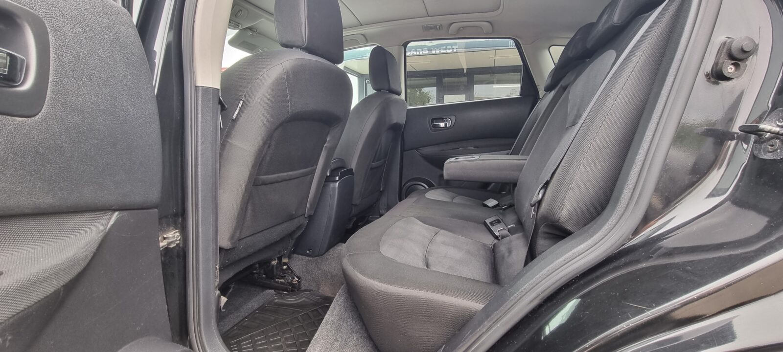 NISSAN QASHQAI, 1.5 DIESEL, 110 CP, AN 2011, EURO 5       RATE-LIVRARE-GARANTIE