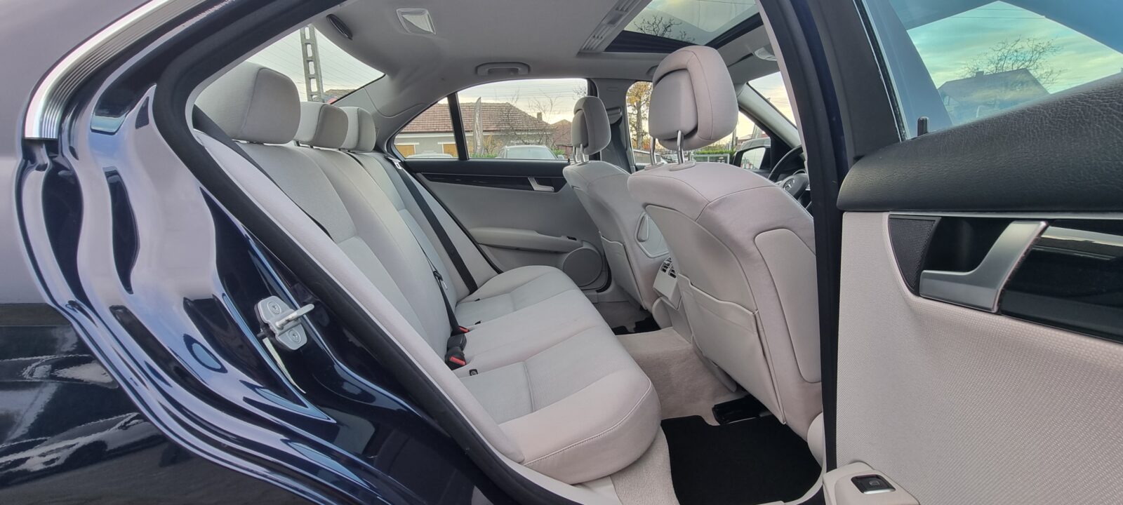 MERCEDES-BENZ C220 CDI, 2.2 DIESEL, 170 CP, AN 2011, EURO 5     RATE-LIVRARE-GARANTIE