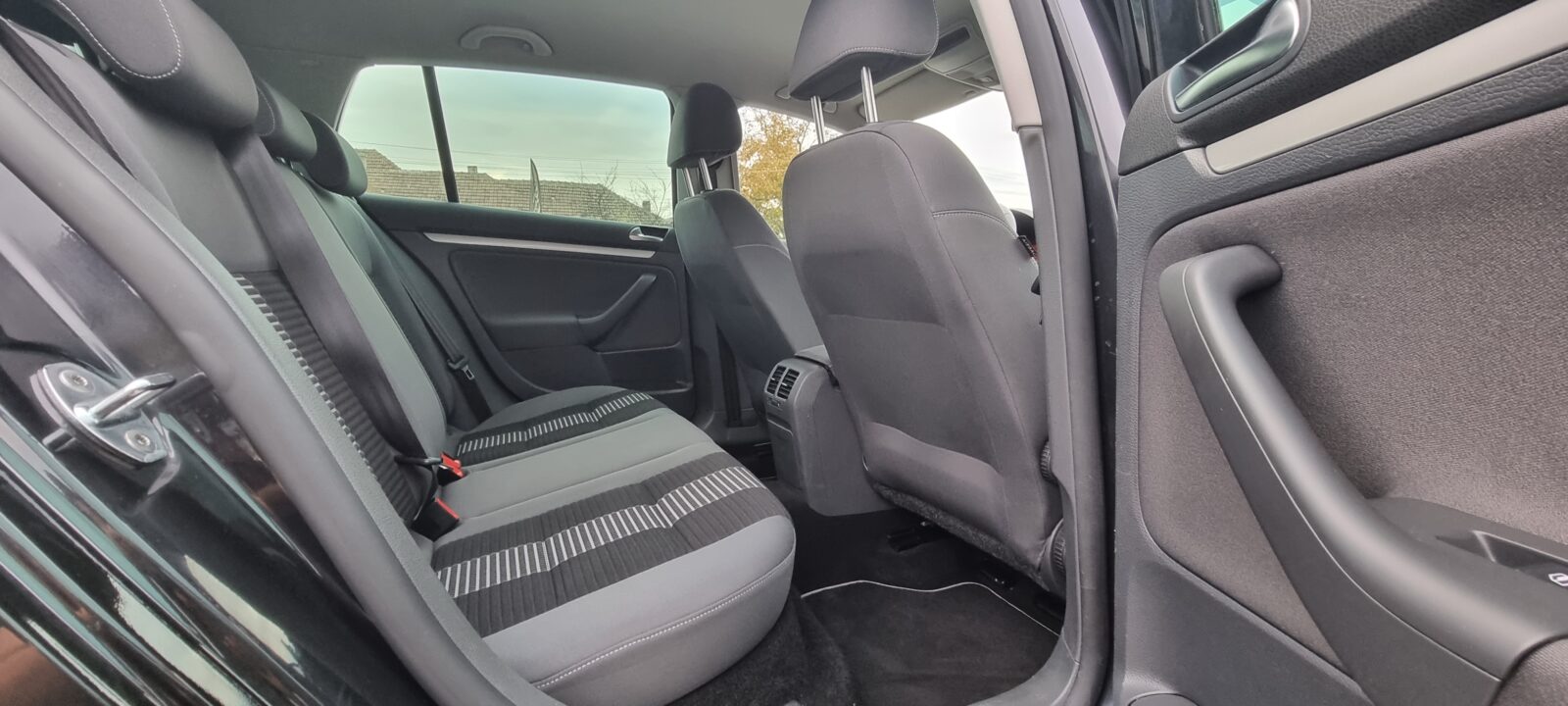 VW GOLF V, 1.4 BENZINA, 80 CP, AN 2008     RATE-LIVRARE-GARANTIE