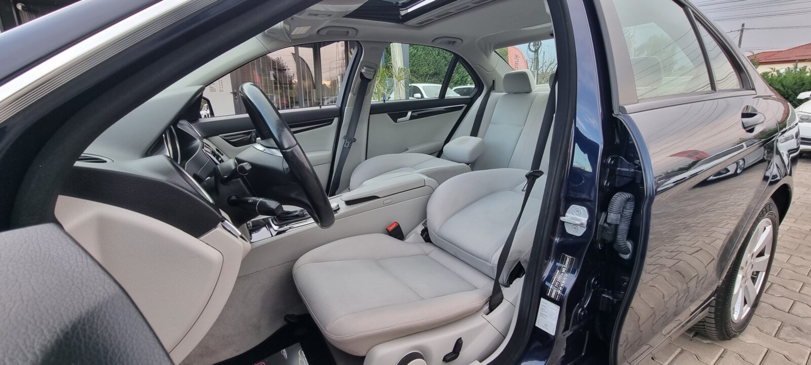 MERCEDES-BENZ C220 CDI, 2.2 DIESEL, 170 CP, AN 2011, EURO 5     RATE-LIVRARE-GARANTIE