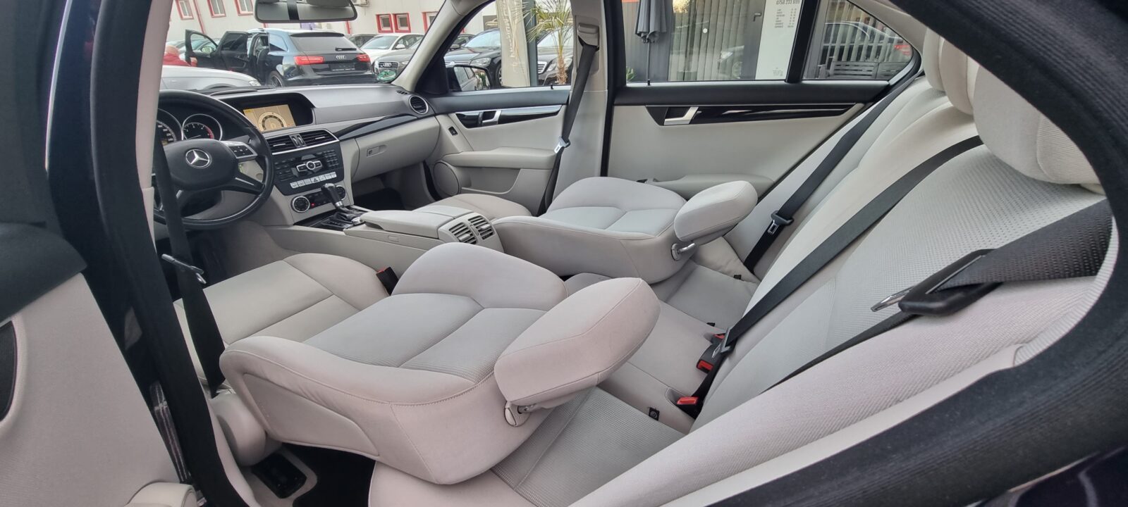 MERCEDES-BENZ C220 CDI, 2.2 DIESEL, 170 CP, AN 2011, EURO 5     RATE-LIVRARE-GARANTIE