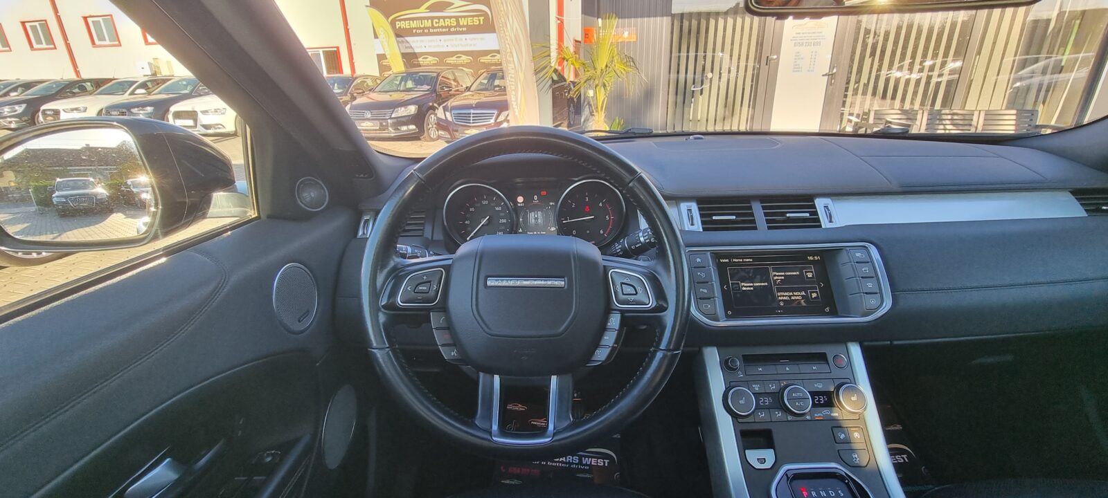 RANGE ROVER EVOQUE AUTOBIOGRAPHY 4X4, 2.0 DIESEL, 180 CP, AN 2015, EURO 6       REVIZIE EFECTUATA ( DISTRIBUTIE + ULEI CUTIE + ULEI SI FILTRE )     RATE-LIVRARE-GARANTIE