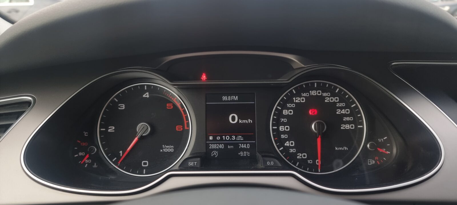 AUDI A4 AVANT, 2.0 TDI, 140 CP, AN 2014, EURO 5       RATE-LIVRARE-GARANTIE