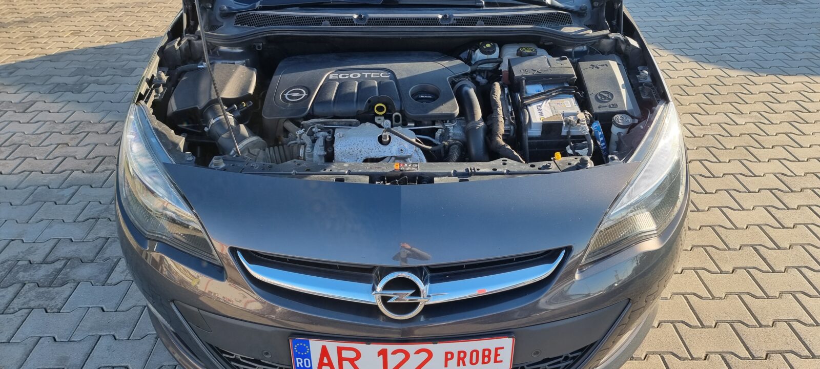 OPEL ASTRA J, 1.6 DIESEL, 136 CP, AN 2015, EURO 6     RATE-LIVRARE-GARANTIE
